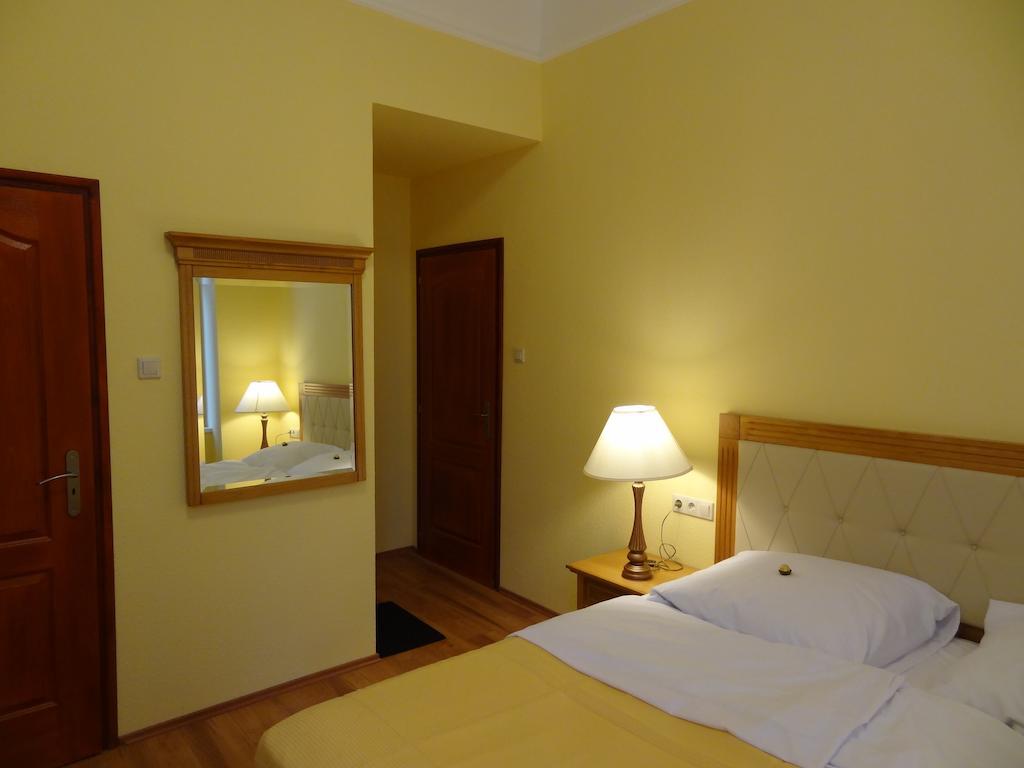 Residence Parliament Budapest Rum bild