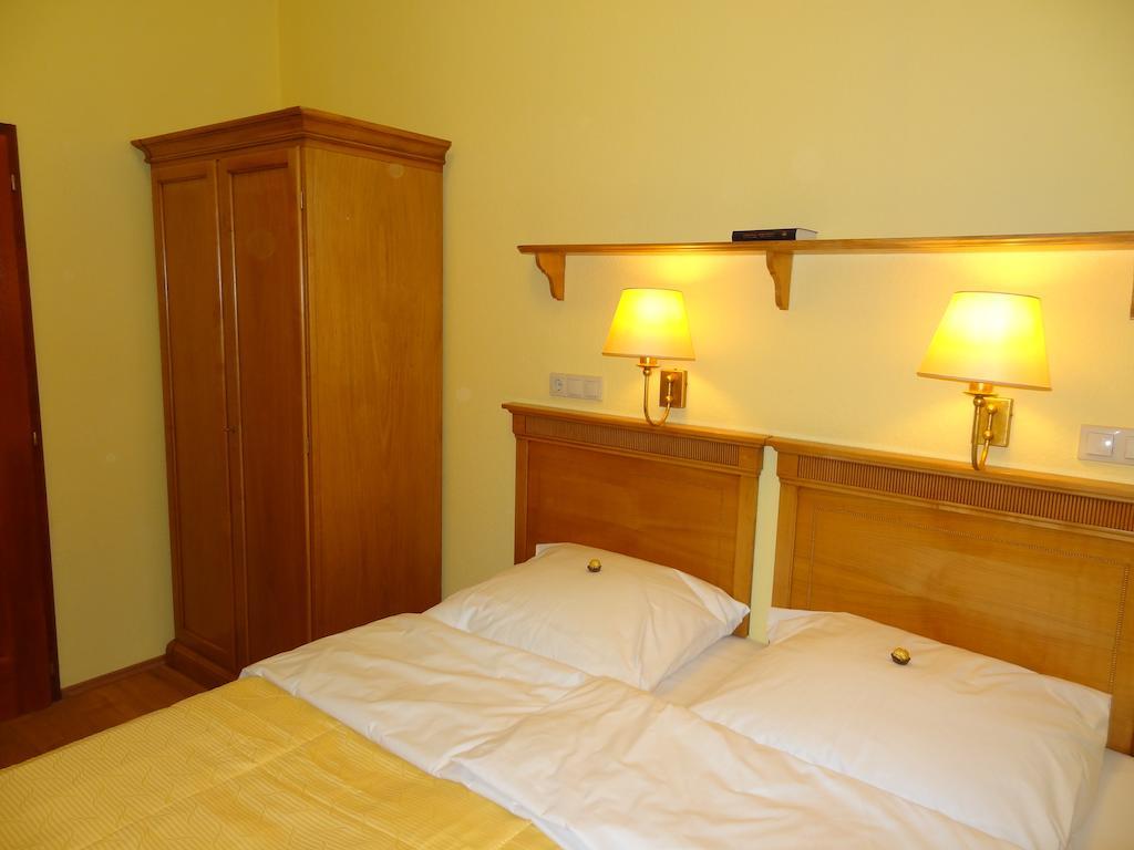 Residence Parliament Budapest Rum bild